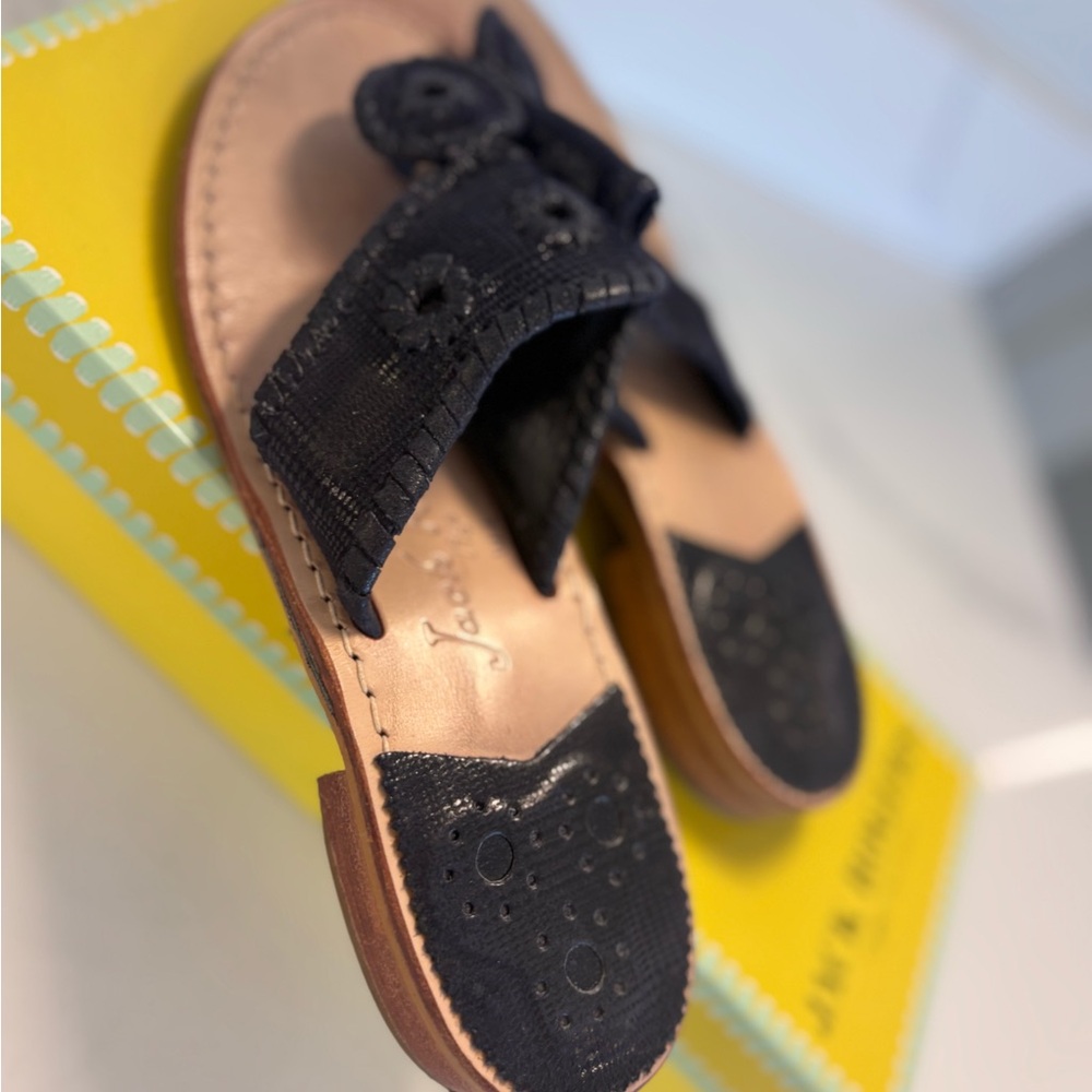 Jack Rogers Leather Flat Sandals. Size 7
